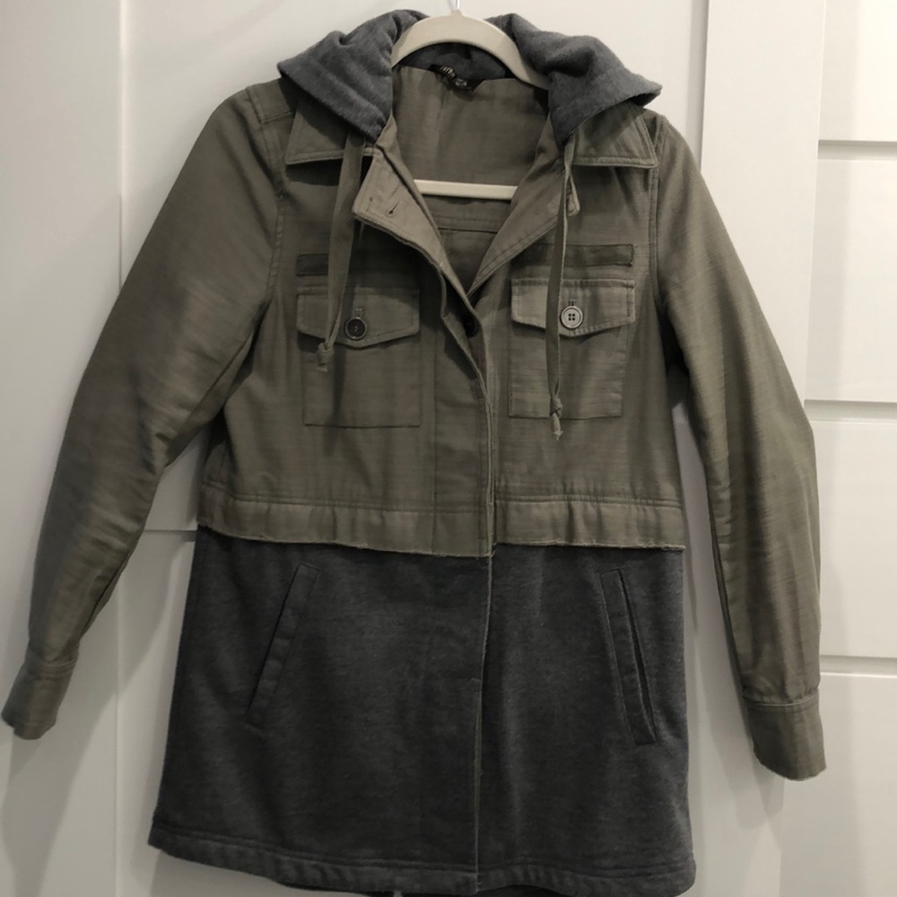 Peyton Jensen dark green/grey hooded jacket